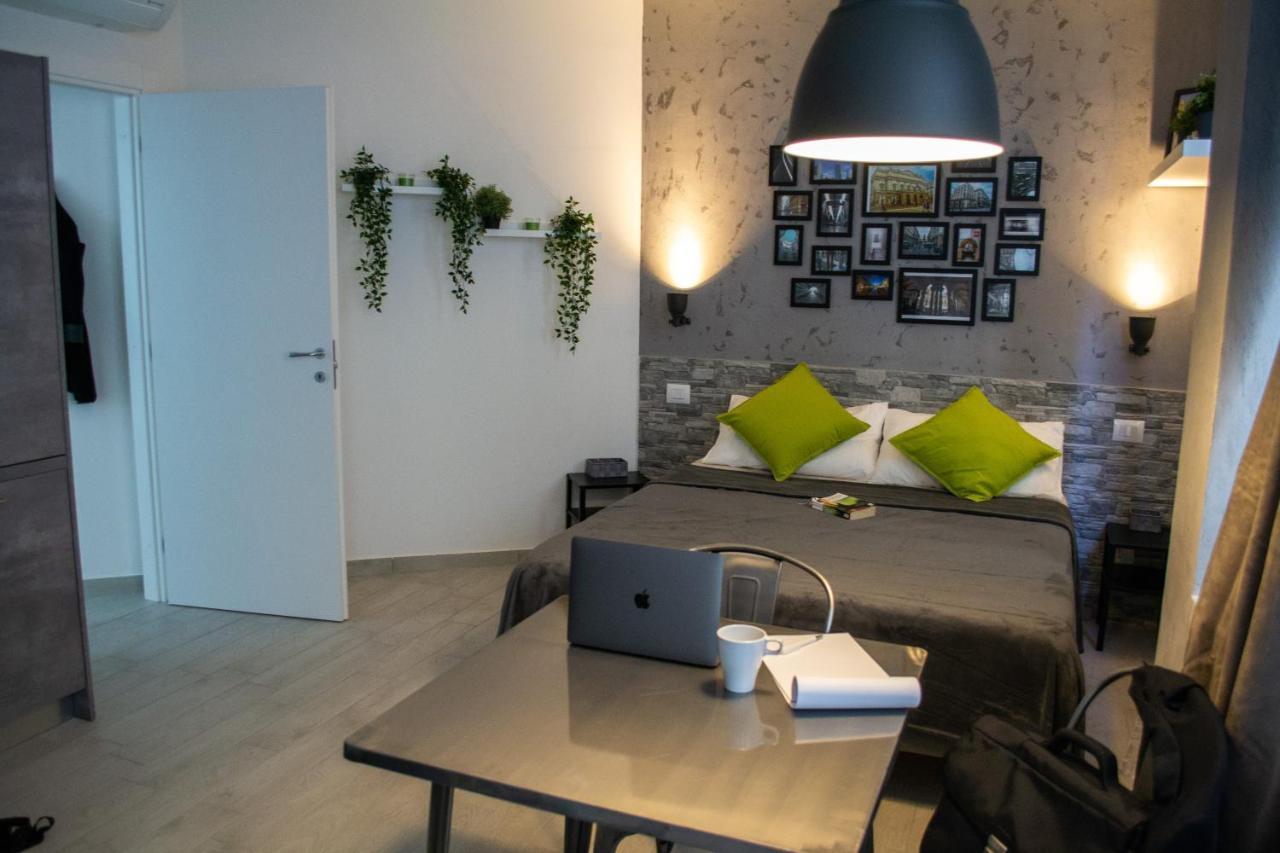 Warrest - Short Rent Apartments Mailand Exterior foto